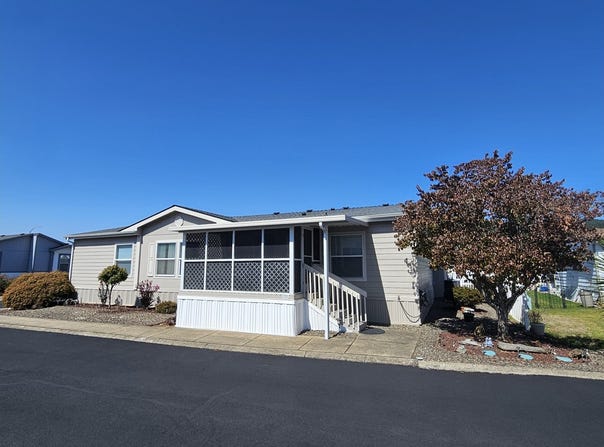 1200 E CENTRAL Ave, Sutherlin, OR 97479