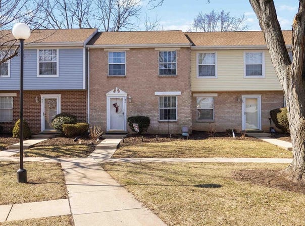 26 WILLIAMSTOWN Circle, YORK, PA 17404