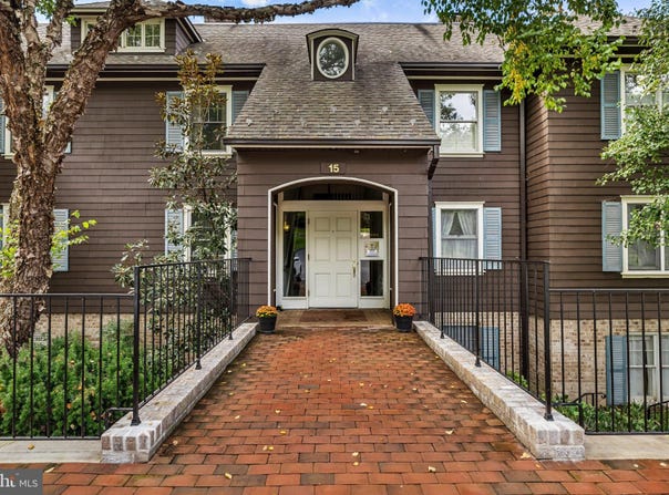 15 DEVON HILL Road, BALTIMORE, MD 21210