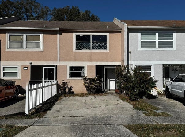 2811 S PINES Drive, LARGO, FL 33771