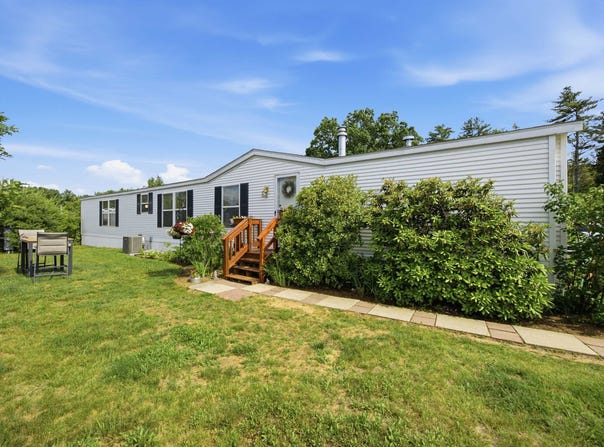 37 Circle Drive, Belmont, NH 03220