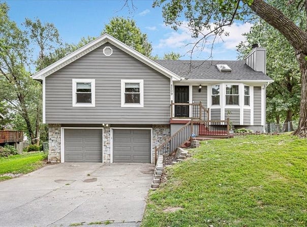 8209 NW 79th Terrace, Kansas City, MO 64152