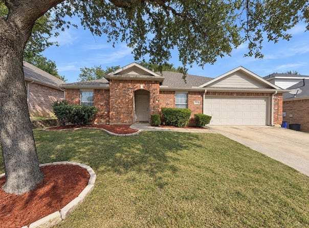 1314 Maple Terrace Drive, Mansfield, TX 76063