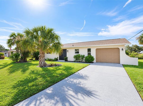 18565 ROBINSON Avenue, PORT CHARLOTTE, FL 33948