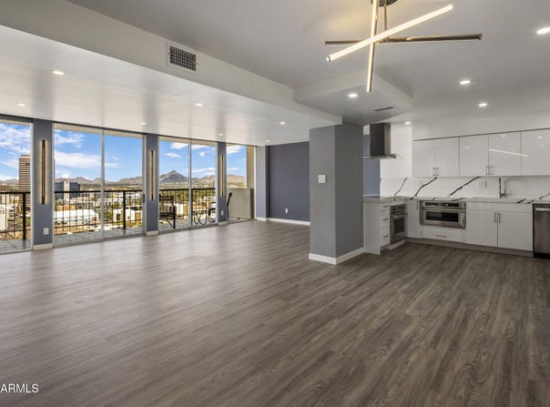 2323 N Central Avenue, Phoenix, AZ 85004