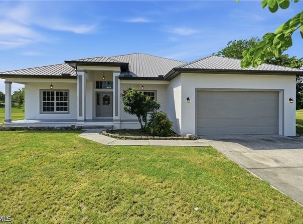 4529 Springview Circle, Labelle, FL 33935