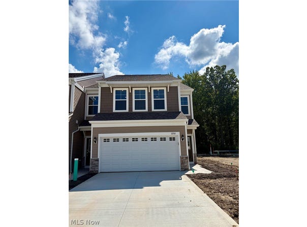 32743 Sandridge Run, Avon Lake, OH 44012