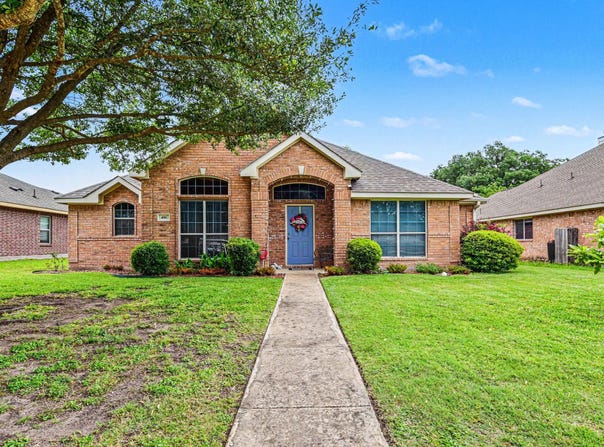 406 Northgate Drive, Terrell, TX 75160