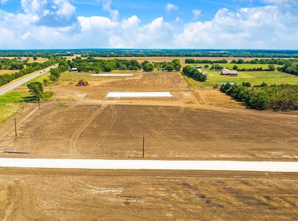 27 PRIVATE ROAD 24943, Brookston, TX 75421