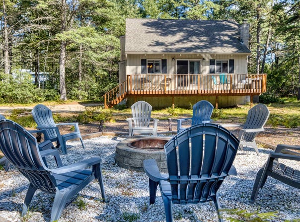159 Pleasant Drive, Freedom, NH 03836