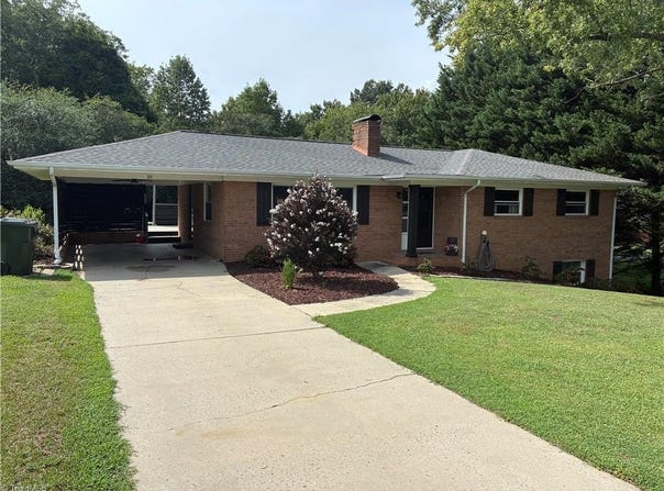 111 Bell Drive, Thomasville, NC 27360