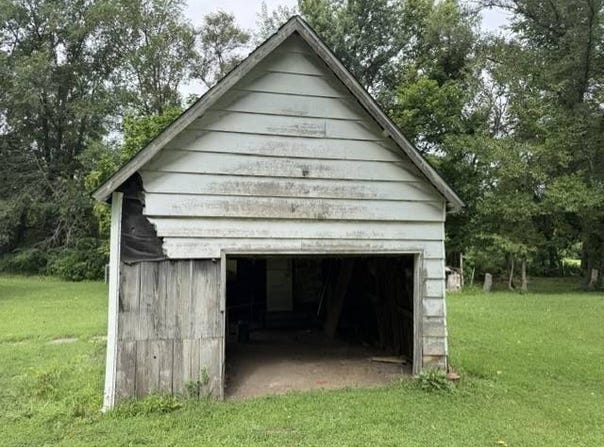 435 E 2nd Ave, Weatherby, MO 64497