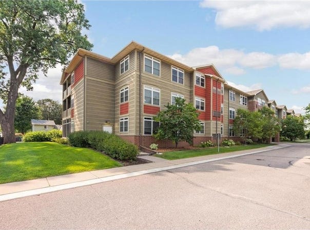 2530 E 34th Street, Minneapolis, MN 55406
