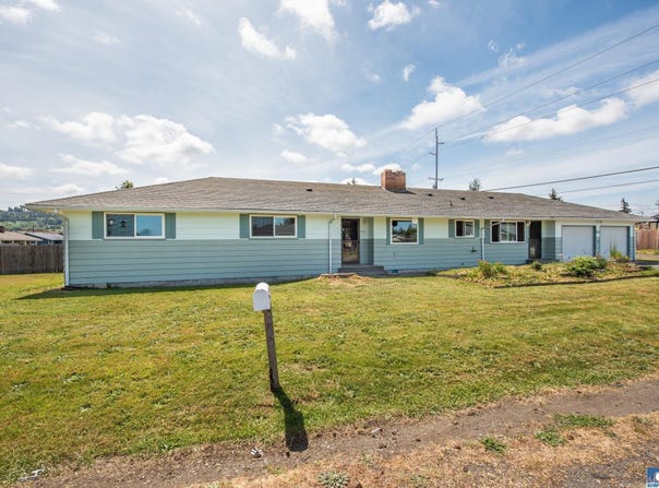 415 E Spruce Street, Sequim, WA 98382