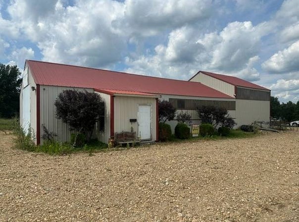 1065 Parton Rd, Liberty, KY 42539