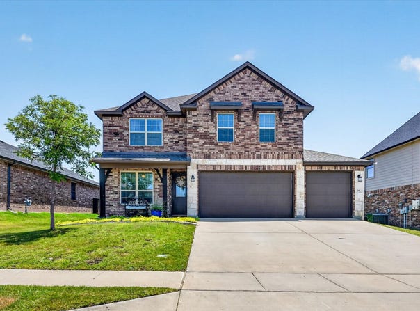 39 S Highland Drive, Sanger, TX 76266
