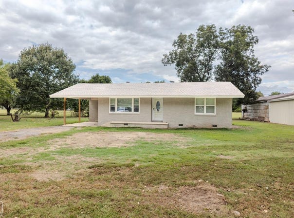 111 Walton, Black Oak, AR 72414