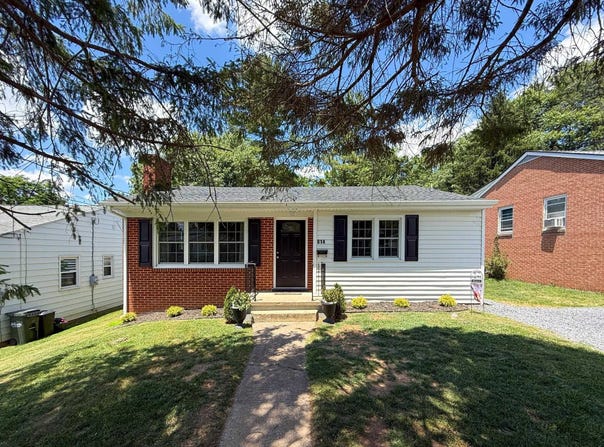 814 ADAMS ST, STAUNTON, VA 24401