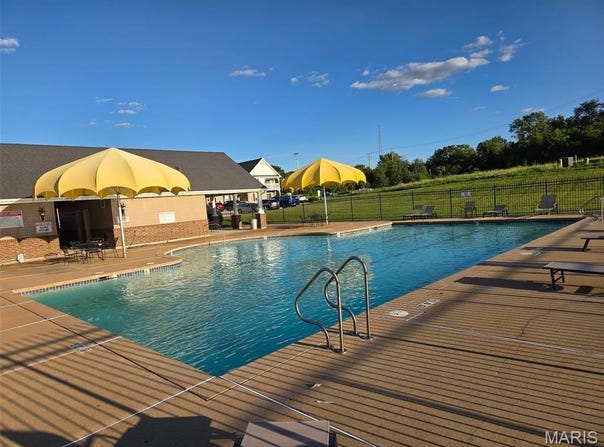147 Brandy Mill Circle, High Ridge, MO 63049