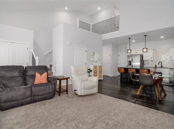 565 10th Street, Waukee, IA 50263