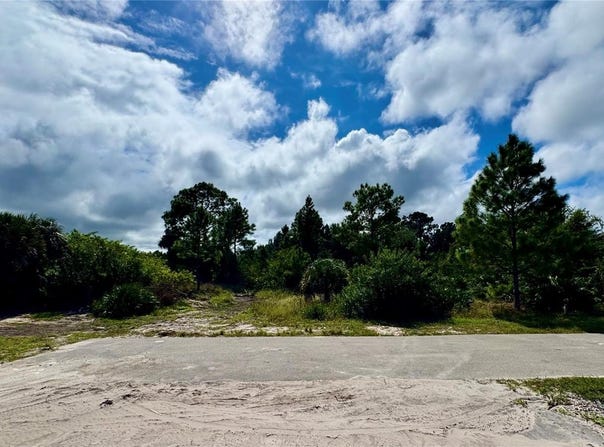 2501 31ST Street SW, LEHIGH ACRES, FL 33976