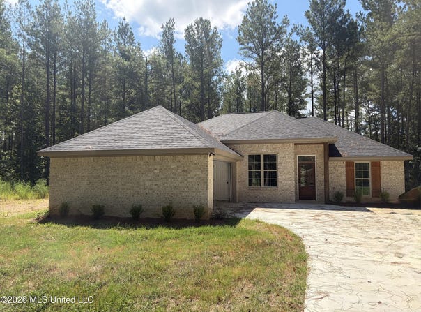 594 Mt Zion Road, Wesson, MS 39191