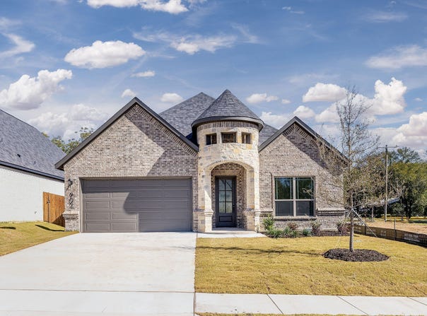 902 Boston Lane, River Oaks, TX 76114