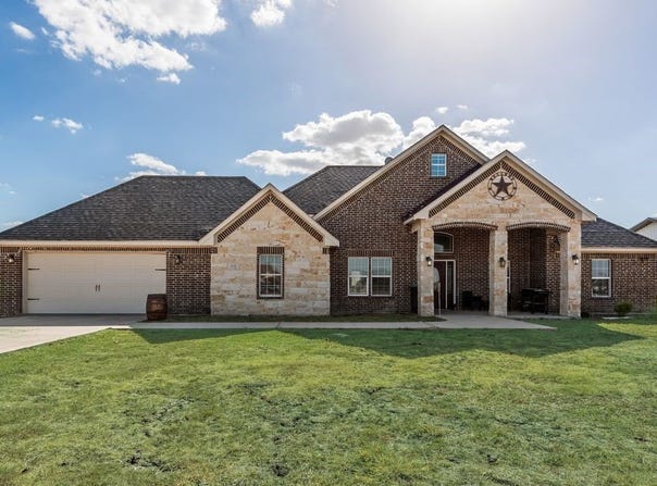 610 Ewing Road, Ferris, TX 75125