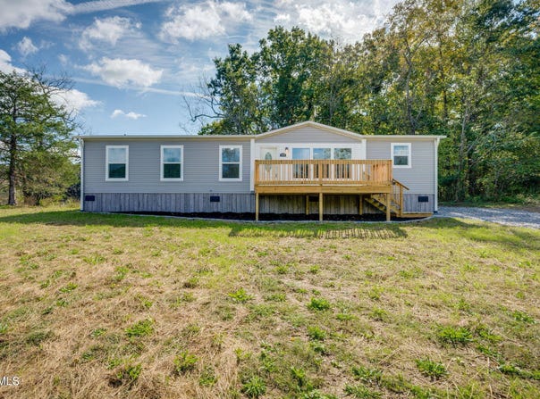 1225 E Stagecoach Road, Greeneville, TN 37743