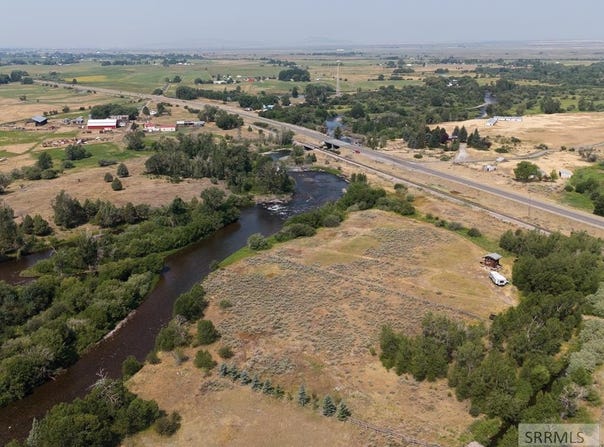 3060 River Side Dr, Chester, ID 83421