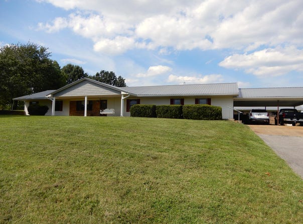 1875 State Route 384, Mayfield, KY 42066
