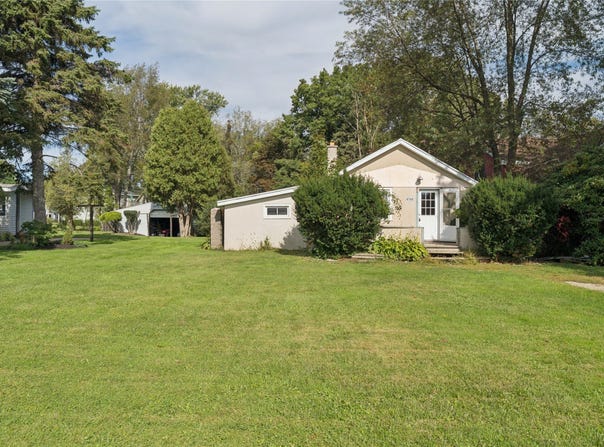 4768 VERNON Drive, Erie, PA 16505