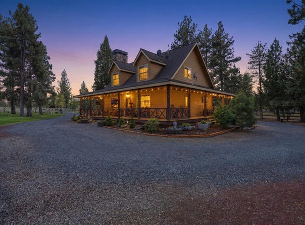 16738 Pine Tree Lane, Sisters, OR 97759