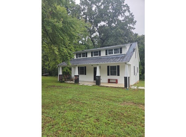 1428 Railview Road, Gladys, VA 24554