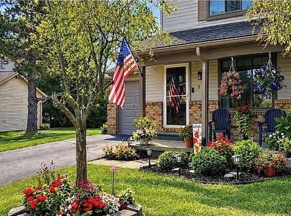 249 Wind Way Drive, Walled Lake, MI 48390