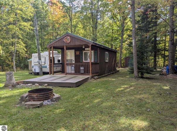 7579 Pine, Hale, MI 48739