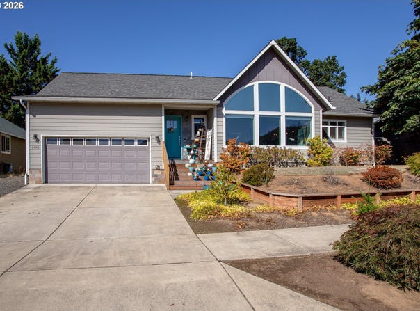 1496 S 57TH St, Springfield, OR 97478