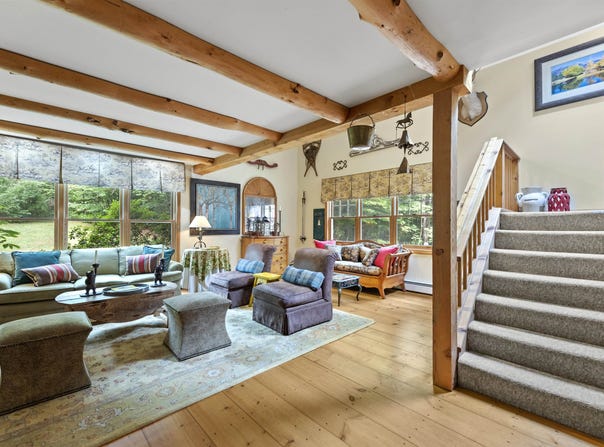 37 Burnt Hill Road, Winhall, VT 05340