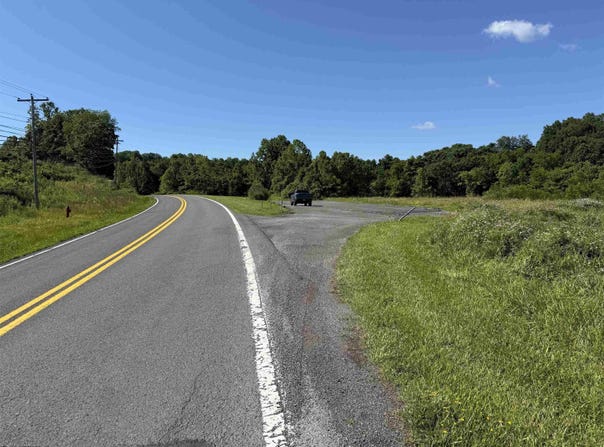 Middletown Road, Fairmont, WV 26554