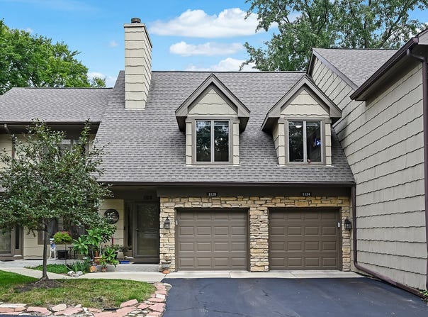 1128 Foxtail Court, Darien, IL 60561