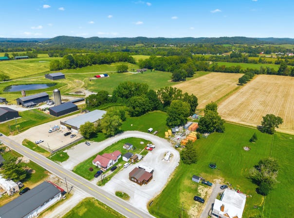 7149 KY-70, Yosemite, KY 42566