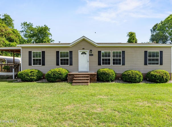 910 Beasleys Mill Road, Warsaw, NC 28398