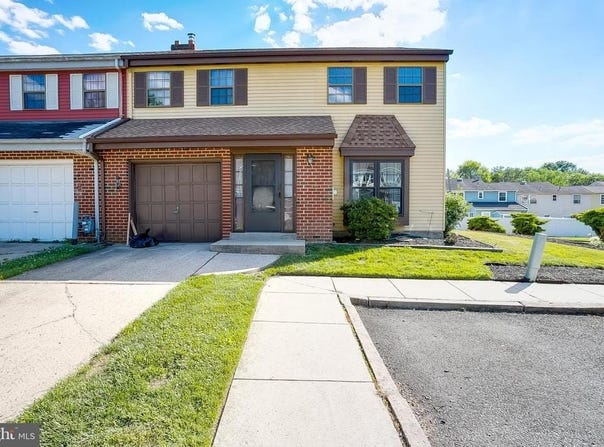 201 CHARING WAY, MOUNT LAUREL, NJ 08054