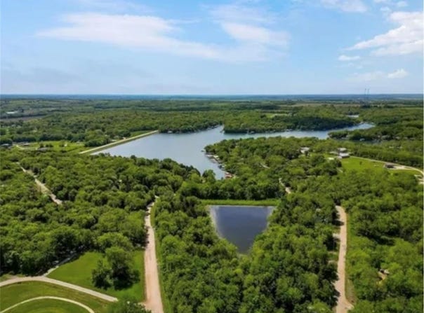 22 Fox Run Drive, Mound City, KS 66056