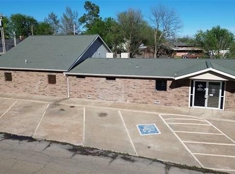 1002 E Cherry Street, Cushing, OK 74023