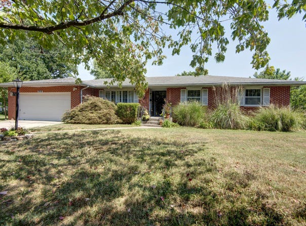 2116 S Linden Avenue, Springfield, MO 65804