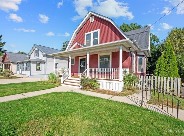 468 Locust Street, Elgin, IL 60123