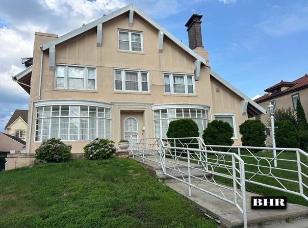 171 Girard St, Brooklyn, NY 11235