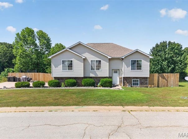 120 Kale Court, St Robert, MO 65584