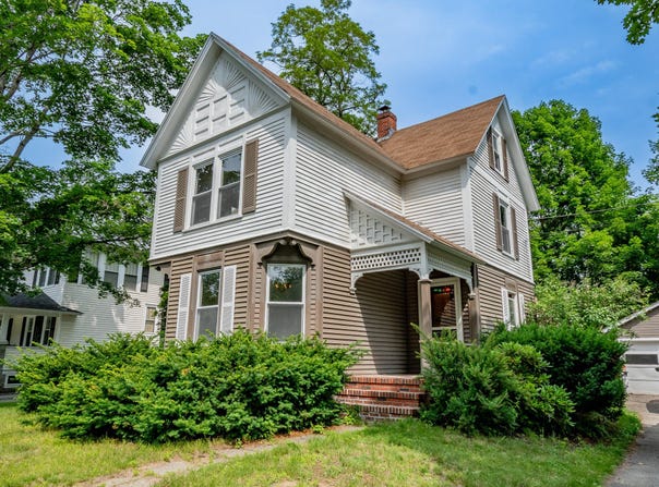 18 Prospect Street, Skowhegan, ME 04976